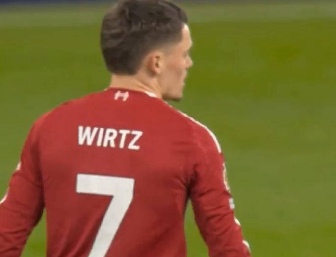 英超第14轮综述：利物浦平局+切尔西爆冷，阿森纳5分领先稳居榜首